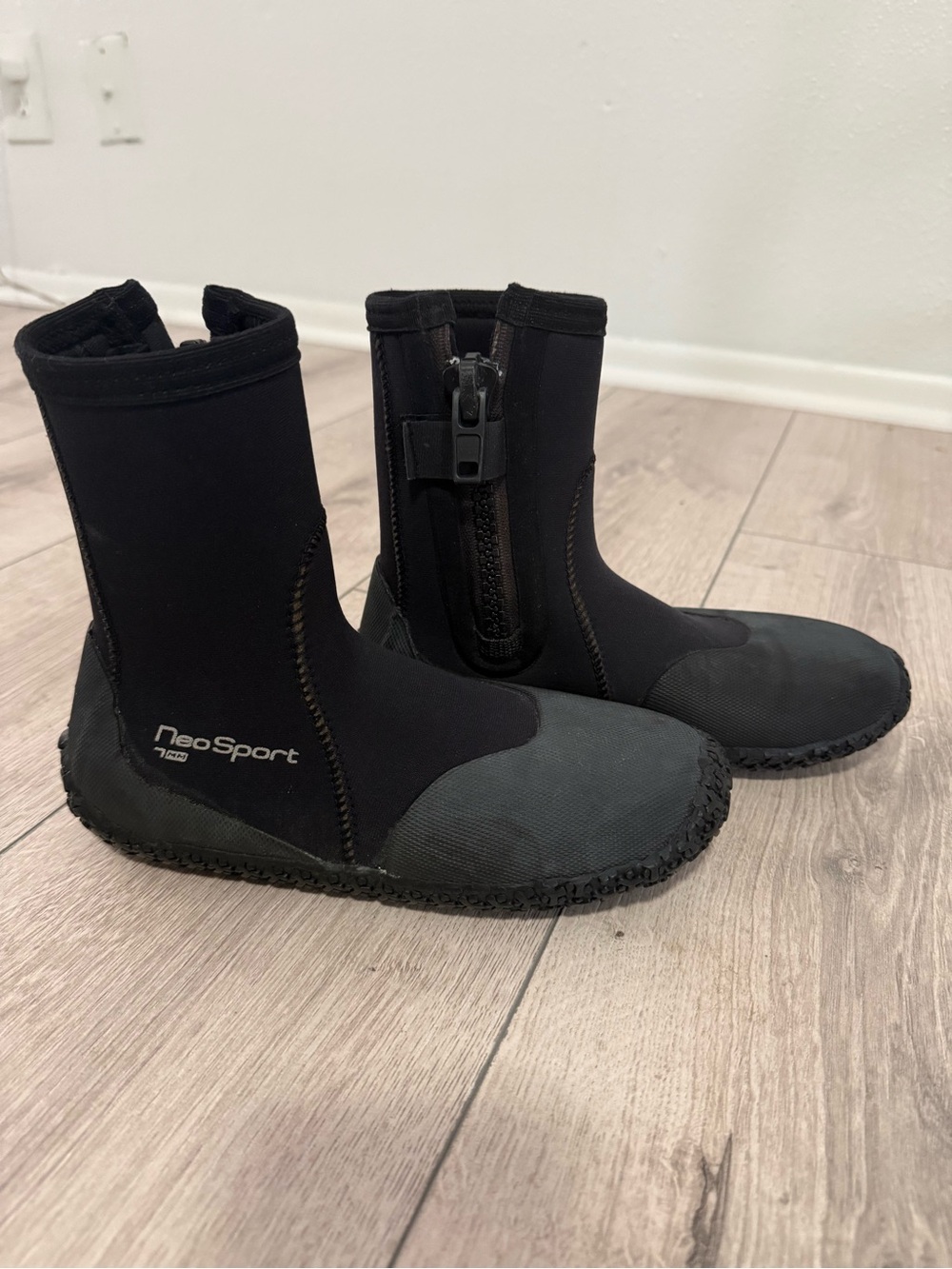 Unisex NeoSport 7mm Hi Top Boot